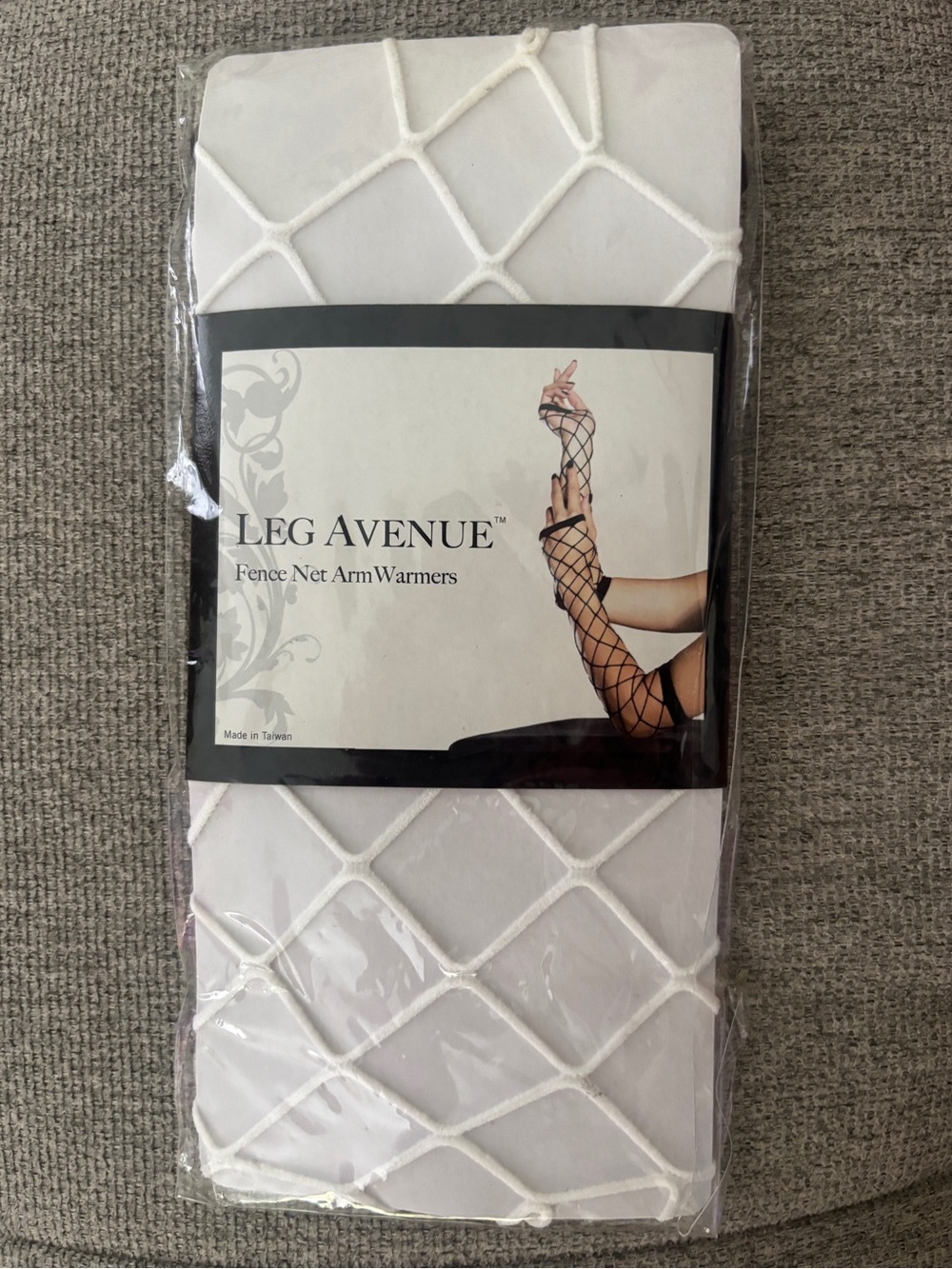 Leg Avenue White Fence Net Arm Warmers | Large Net Fishnet Gloves
